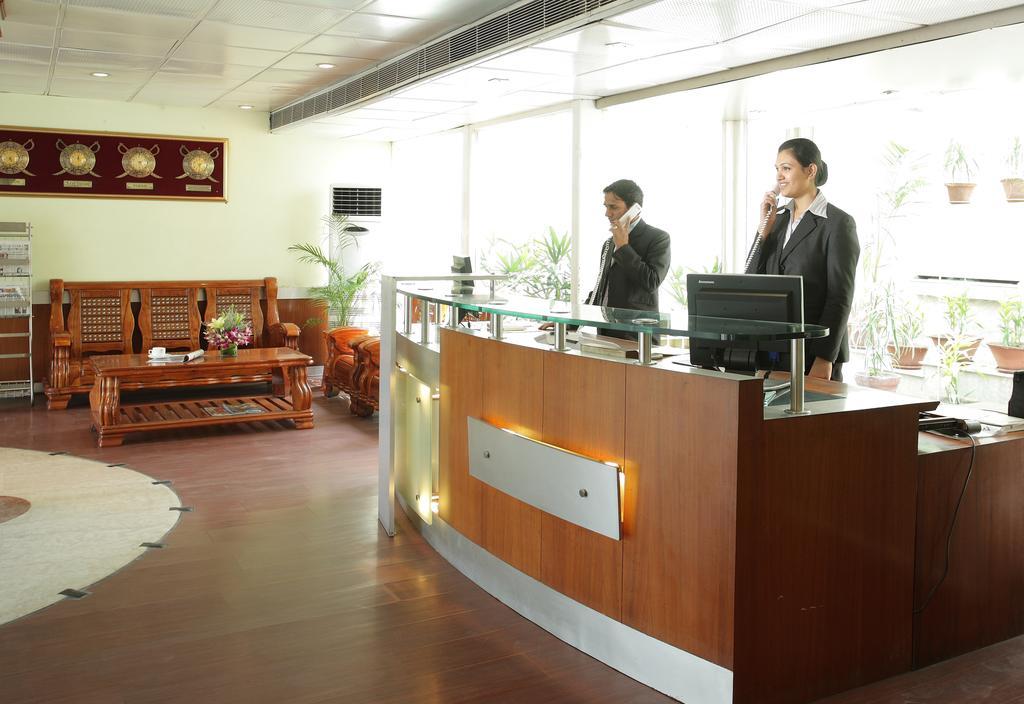 Hotel Om Tower Jaipur Exteriör bild